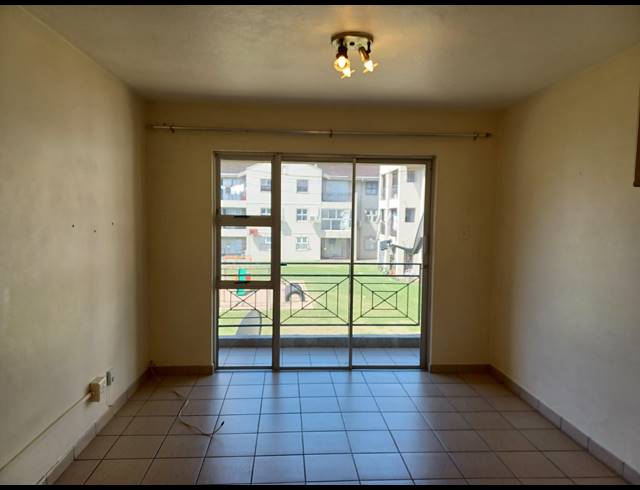 2 BEDROOM FLAT RENTED IN SYDENHAM